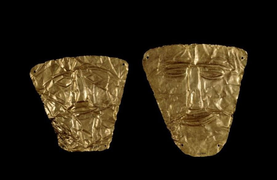 نقاب‌های طلایی مربوط به دوره اشکانیان در موزه بریتانیا در لندن. منبع: کارناوال
