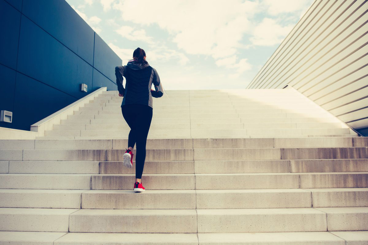 سلامت قلب خود را با بالارفتن از پله‌ها بیازمایید