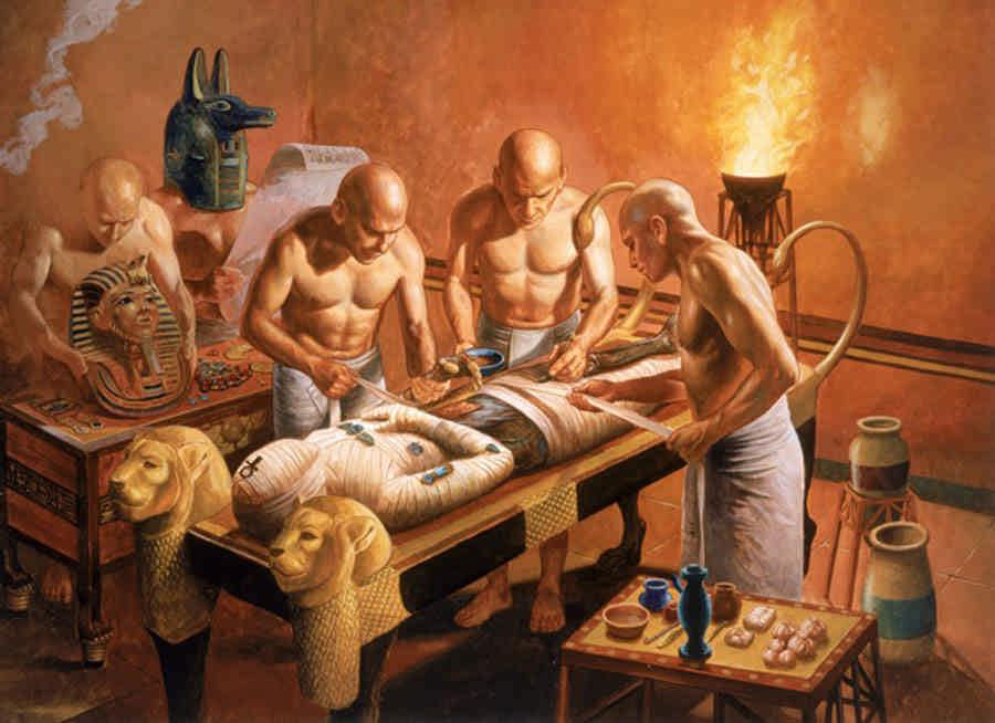 مومیایی‌کنندگان مصر باستان 