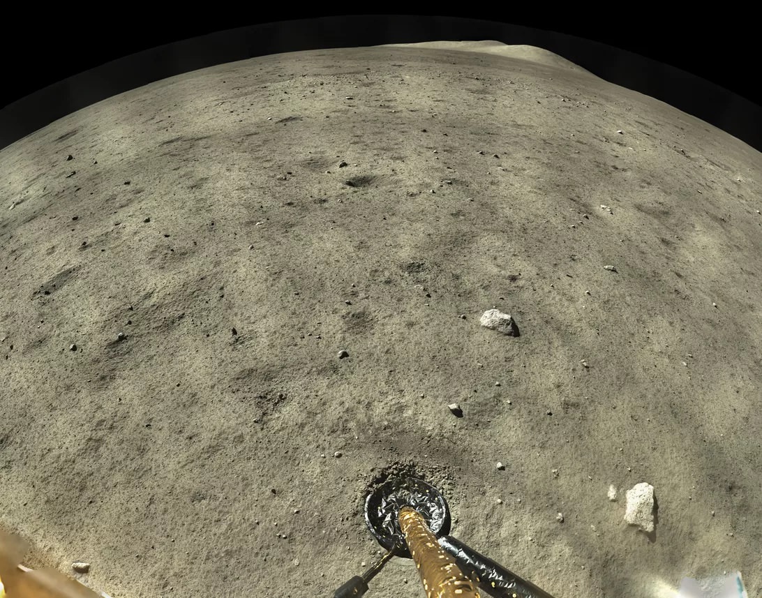 چشم انداز ماه از نگاه سطح نشین چانگ ای 5