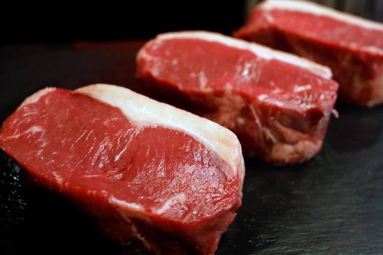 مصرف گوشت باعث افزایش خطر ابتلا به بیماری قلبی می‌شود