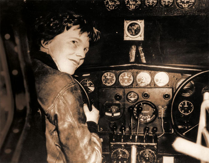 آملیا ارهارت / Amelia Earhart