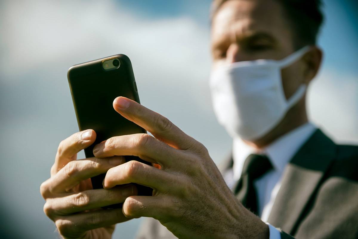 تلفن‌های همراه ابزار انتشار عوامل بیماری‌زا هستند