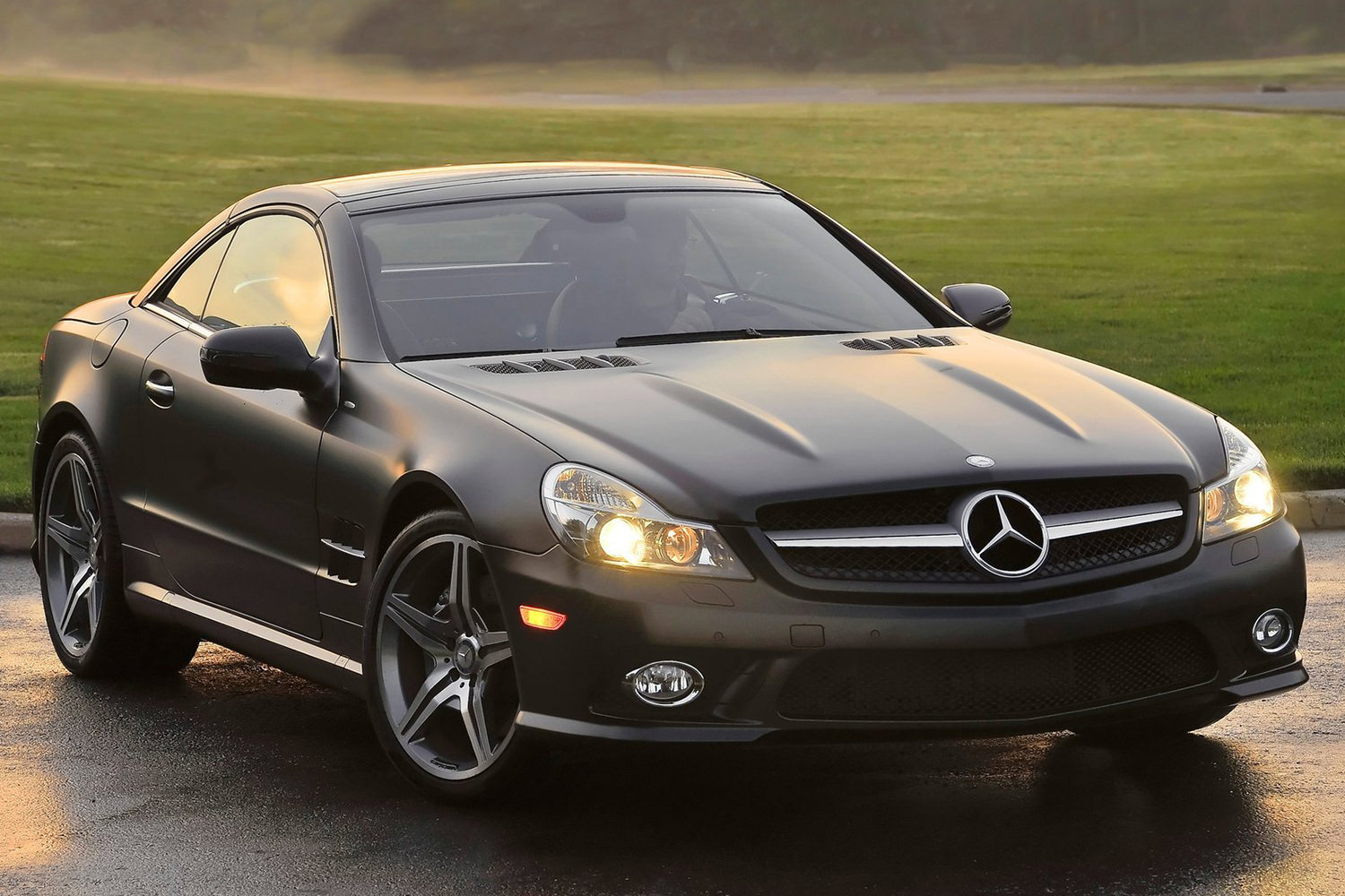 مشخصات و قیمت مرسدس بنز SL500 AMG مدل 2011 - زومیت