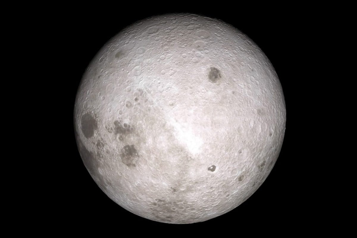 دانشمندان توجیه تازه‌ای برای عدم تقارن عجیب ماه ارائه دادند