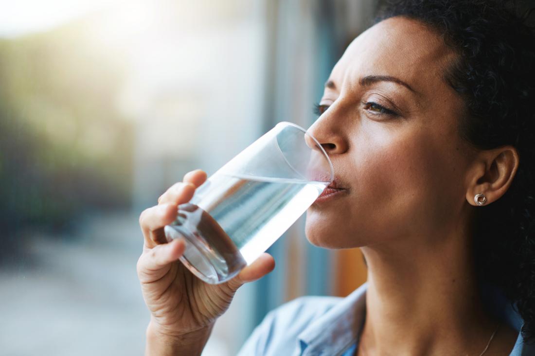 مصرف کم آب می‌تواند موجب یبوست شود