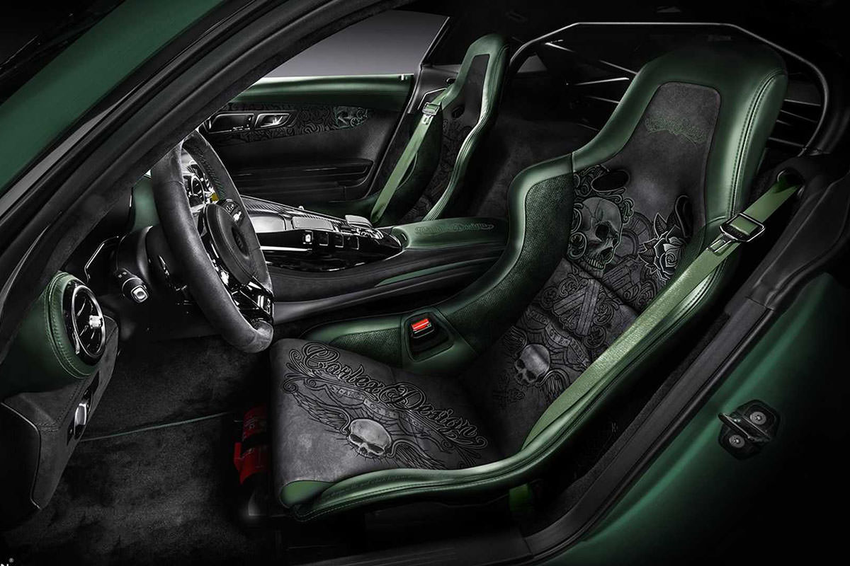 صندلی و کابین خودرو مرسدس بنز Mercedes-AMG GT R Pro با رنگ سبز تیره