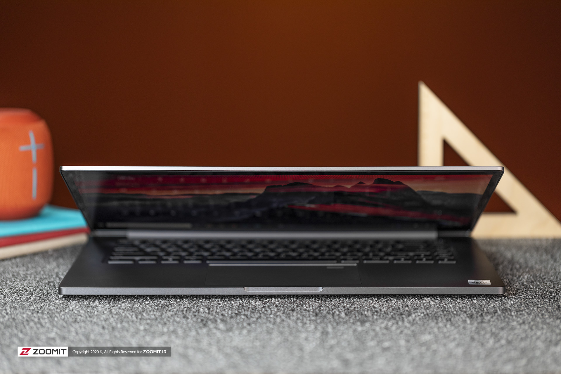 لبه لپ تاپ شیائومی می نوت بوک پرو 15 Xiaomi Mi Notebook Pro