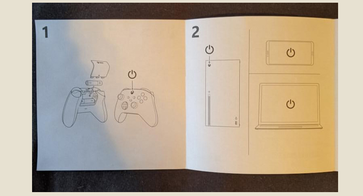 عکس دفترچه راهنما کنترلر ایکس باکس سری اس / Xbox Series S