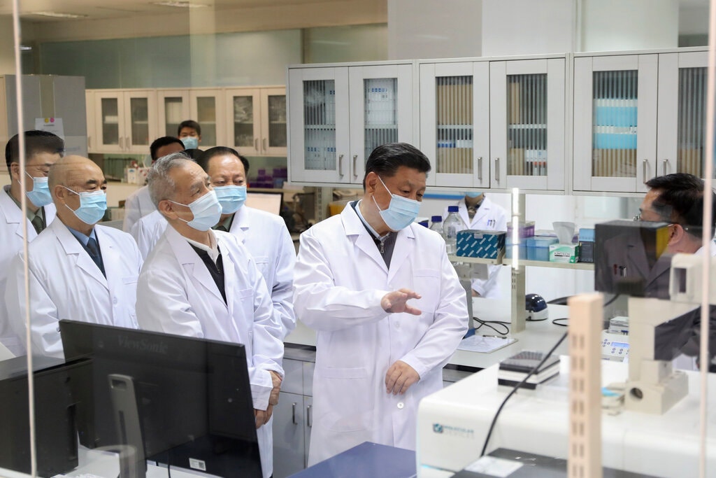 بازدید شی جین پینگ، ریاست جمهور چین از مراحل تولید واکسن