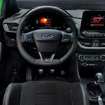 نمای داشبورد و فضای داخلی کراس اور فورد پوما اس تی / 2021 Ford Puma ST