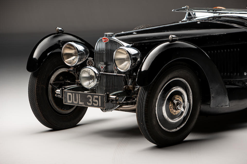 1937 Bugatti Type 57 بوگاتی تایپ 57 مدل 1937 نمای چراغ
