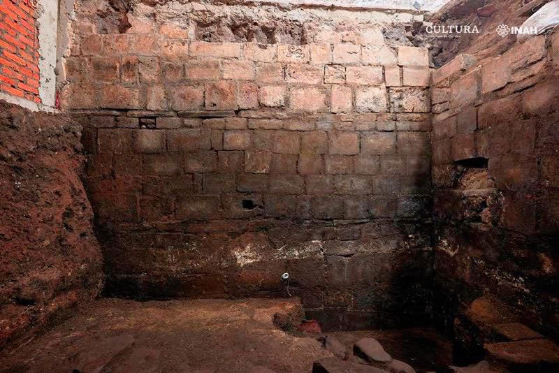 کشف بقایای قصر آزتک‌ها و خانه ارنان کورتز در مکزیکوسیتی