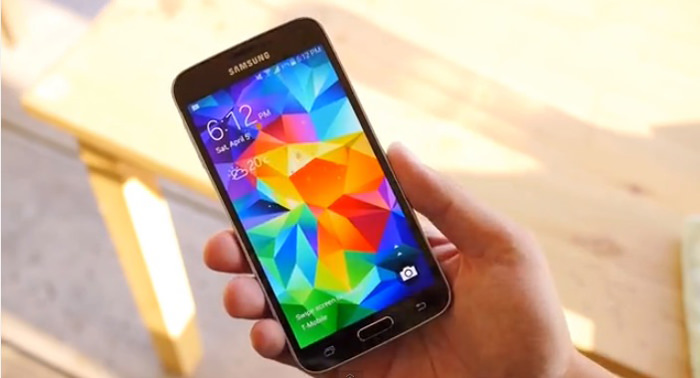گلکسی اس 5 / Galaxy S5 سامسونگ / Samsung در دست کاربر
