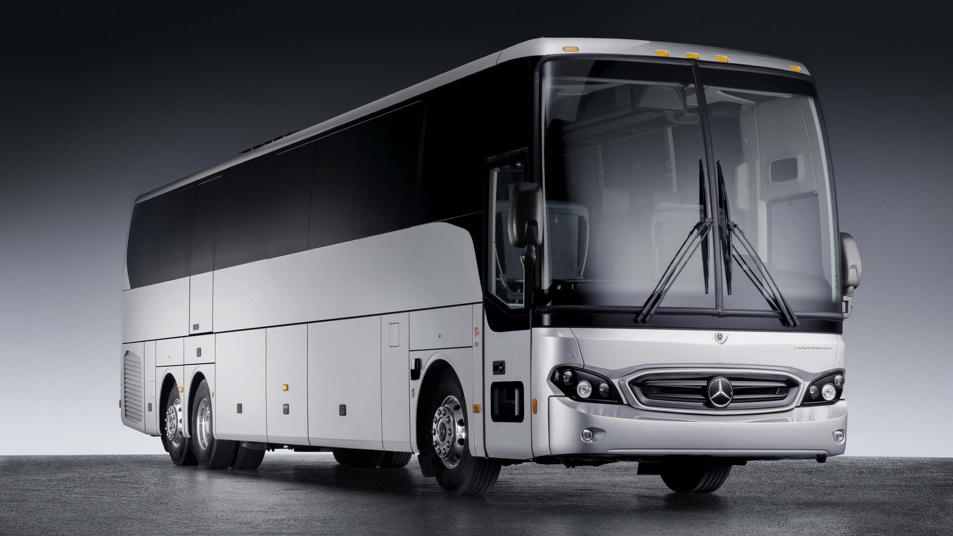 شیشه و چراغ جلو اتوبوس لوکس مرسدس بنز توررایدر / Mercedes-Benz Tourrider BUS