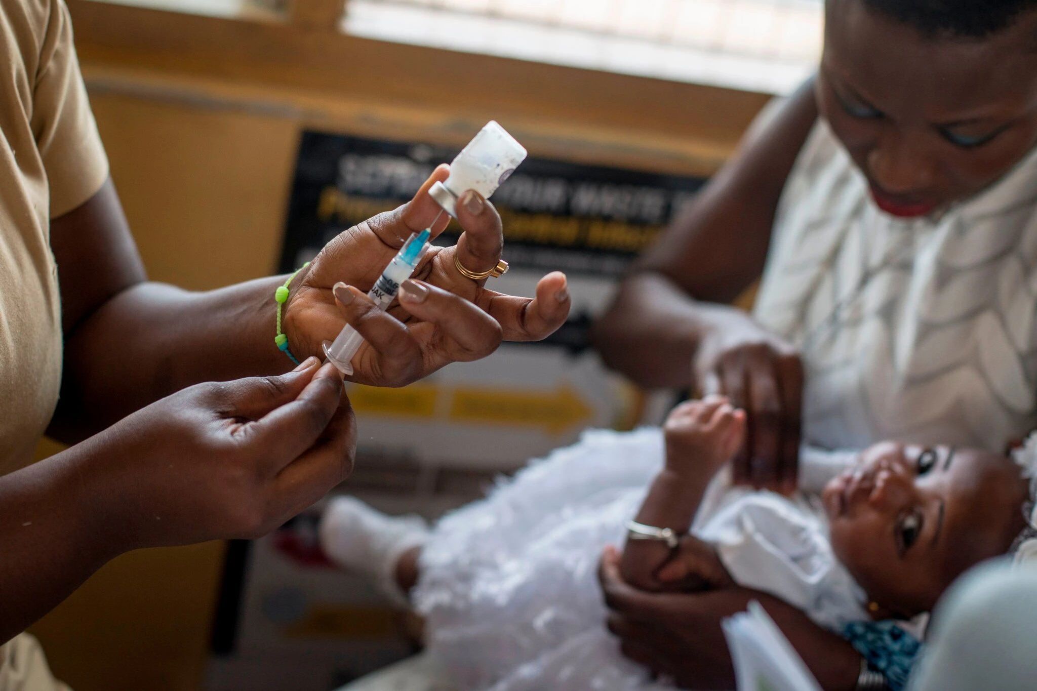 سازمان بهداشت جهانی نخستین واکسن را برای بیماری مالاریا تأیید کرد