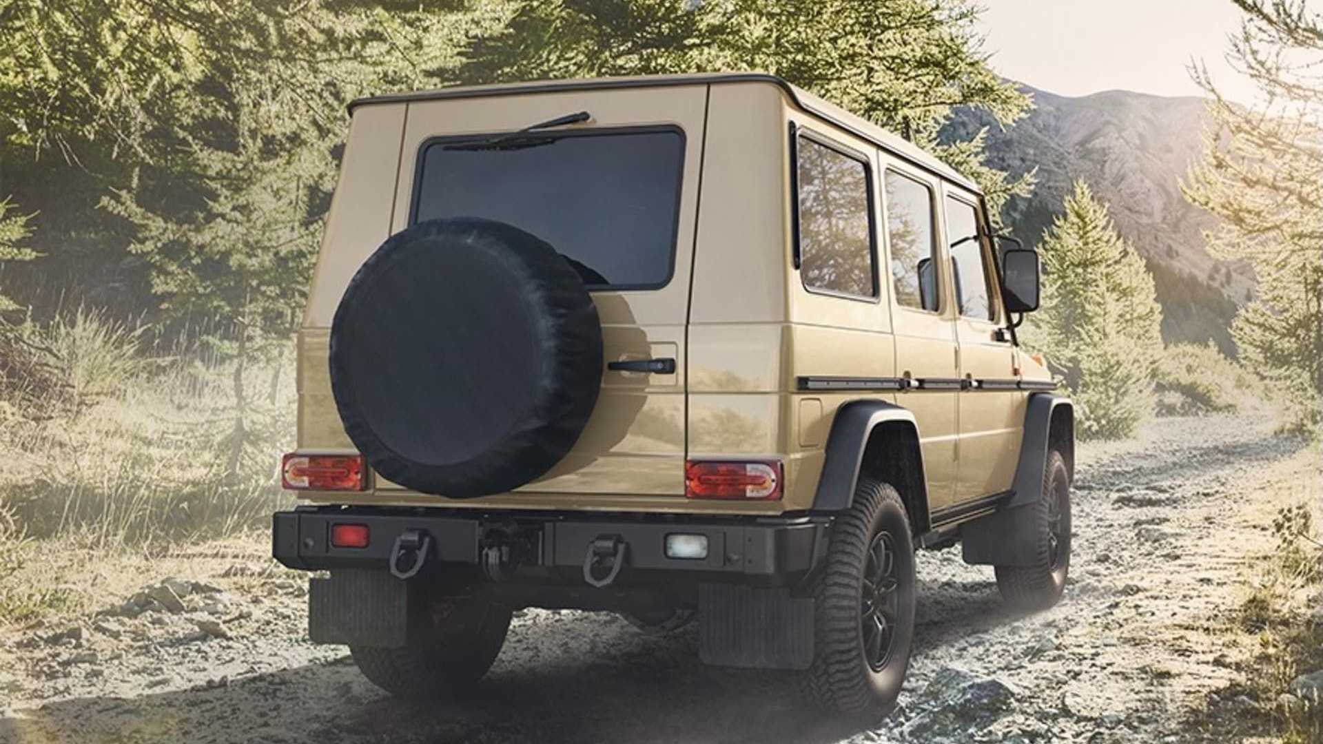 نمای عقب نسخه نظامی مرسدس بنز کلاس جی / Mercedes Benz G-Class