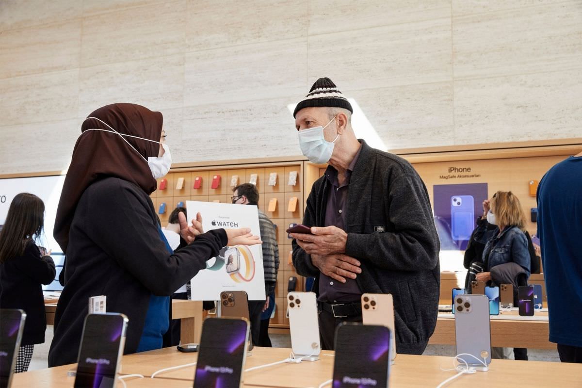 اپل فروش محصولات خود را در ترکیه متوقف کرد