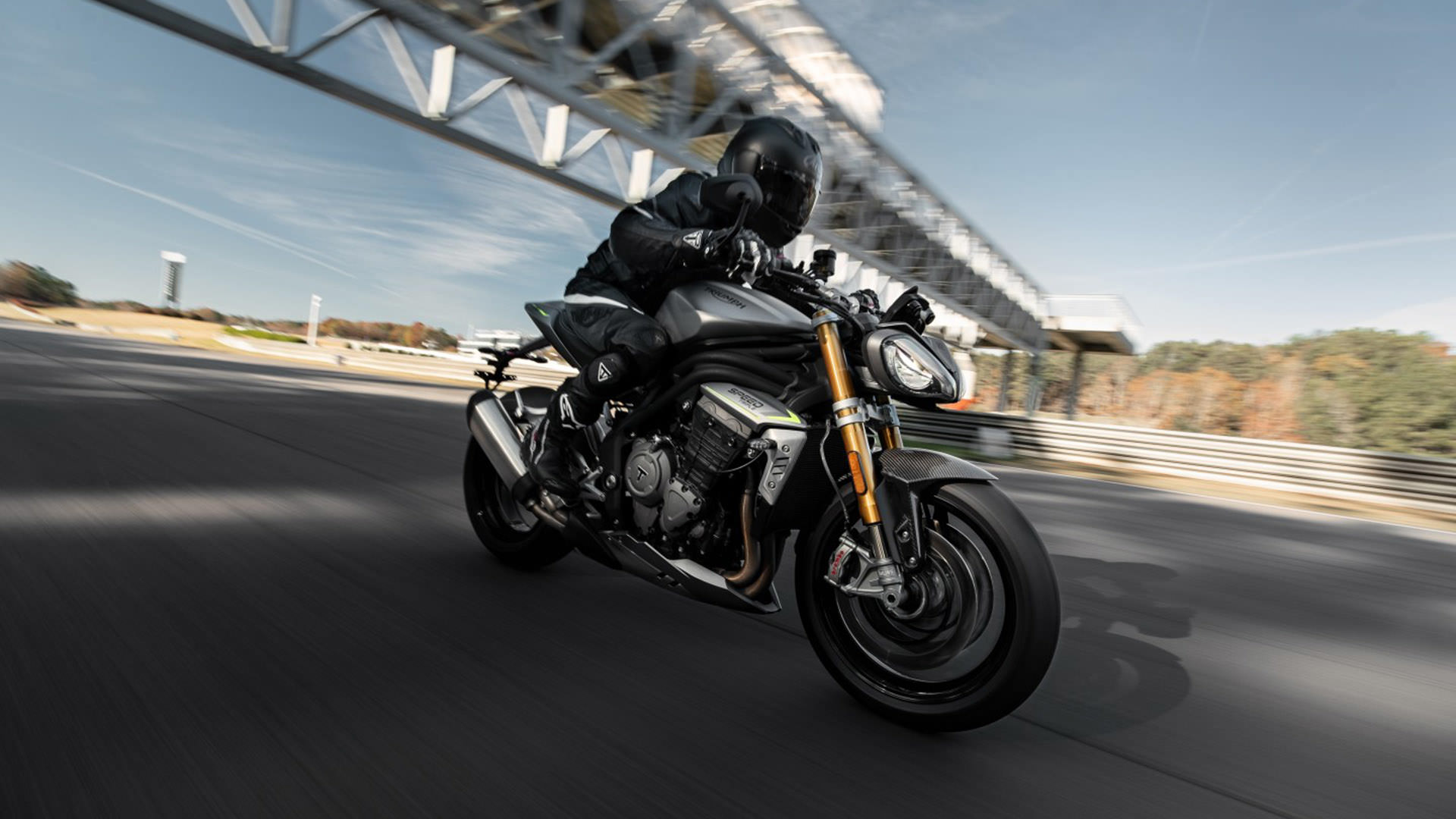 triumph street triple 2021