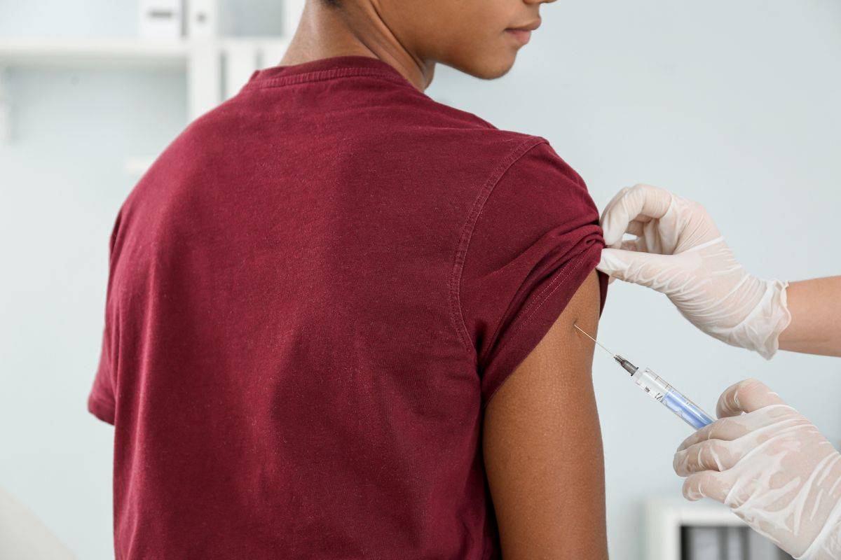 ستاد کرونا: سامانه جامع واکسیناسیون کرونا راه‌اندازی می‌شود