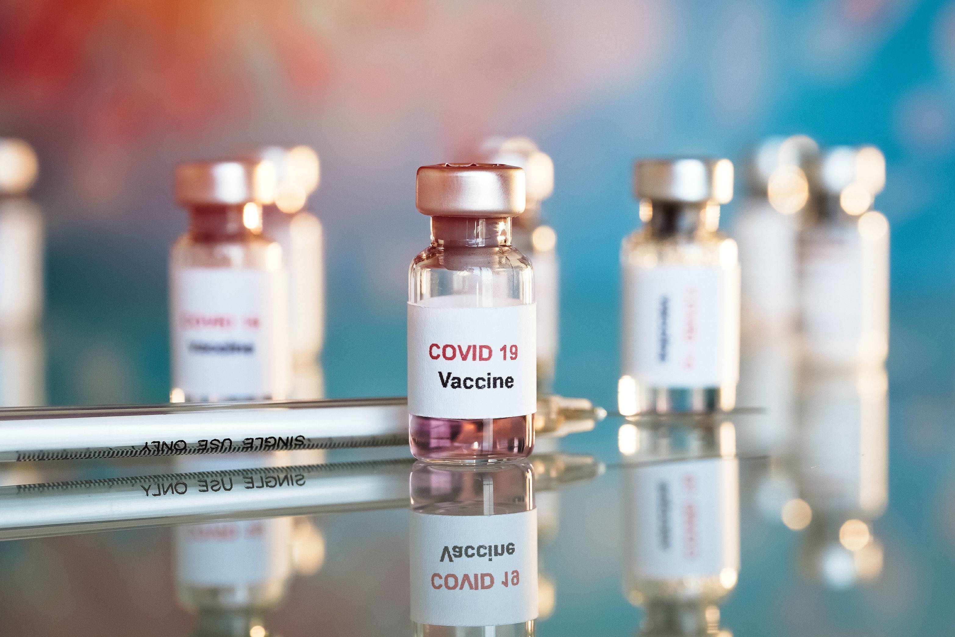 مقایسه انواع واکسن‌ کرونا از نظر نوع، قیمت، جدول زمانی و کارایی