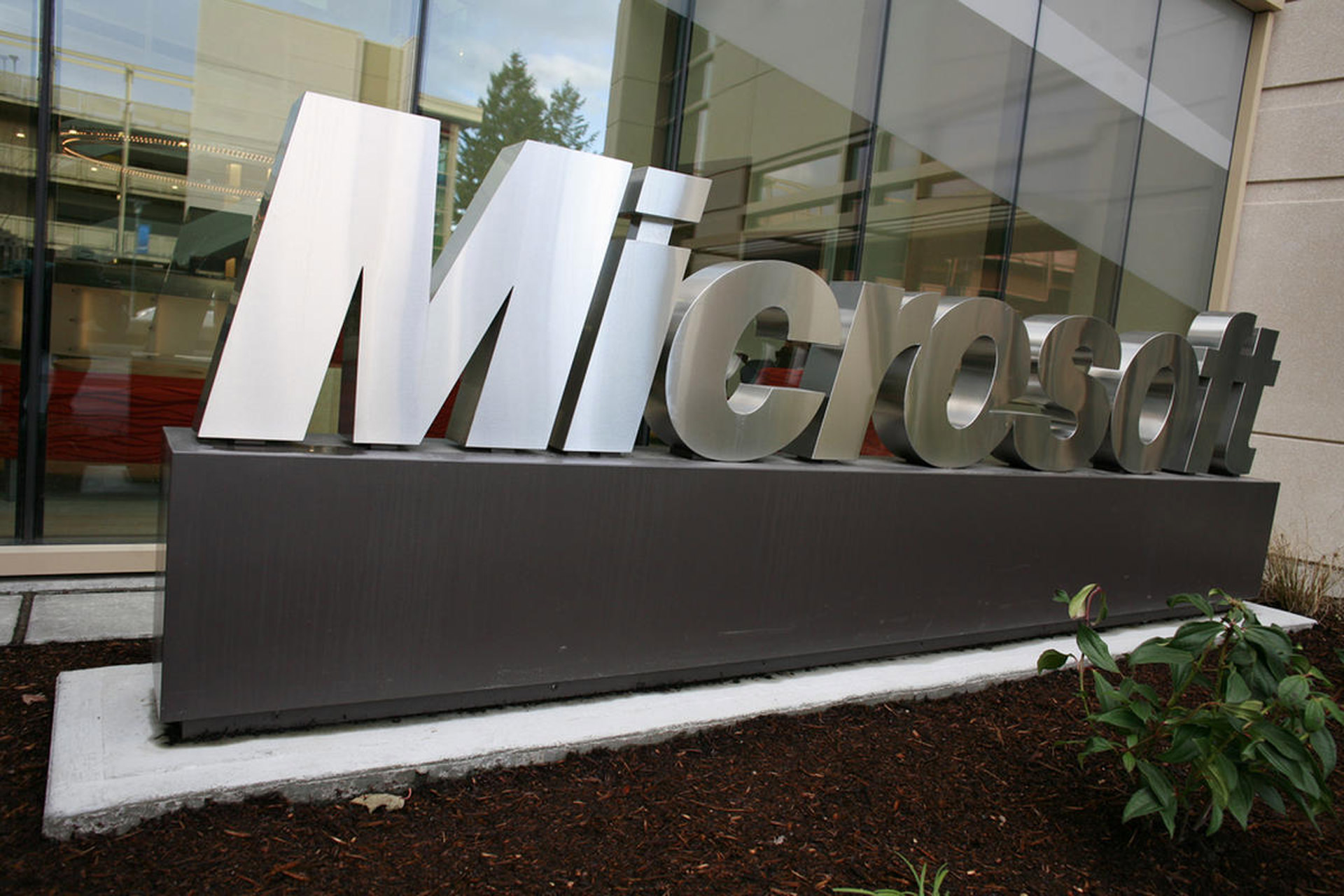 افزایش درخواست دولت آمریکا برای دسترسی به داده‌ مشتریان مایکروسافت