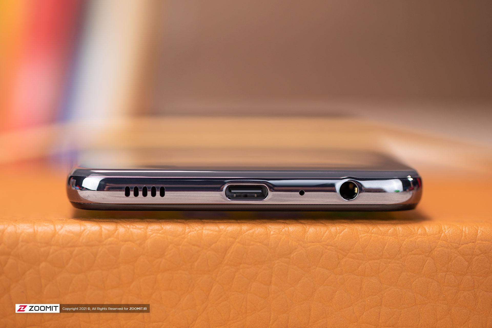 پورت شارژ USB-C، جک هدفون و دریچه اسپیکر گوشی سامسونگ گلکسی A32