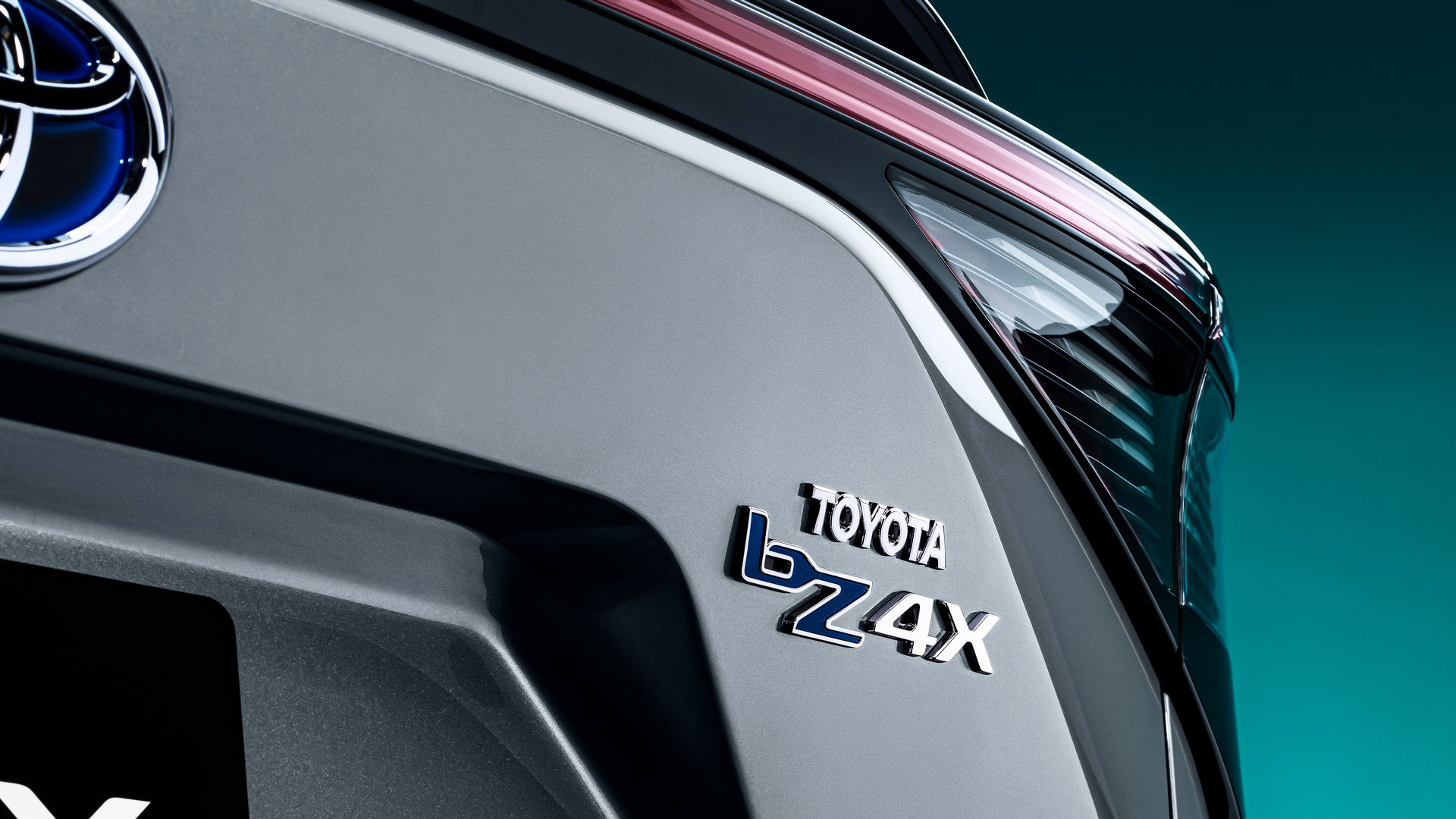 چراغ عقب کراس اور مفهومی برقی تویوتا / Toyota bZ4X Concept