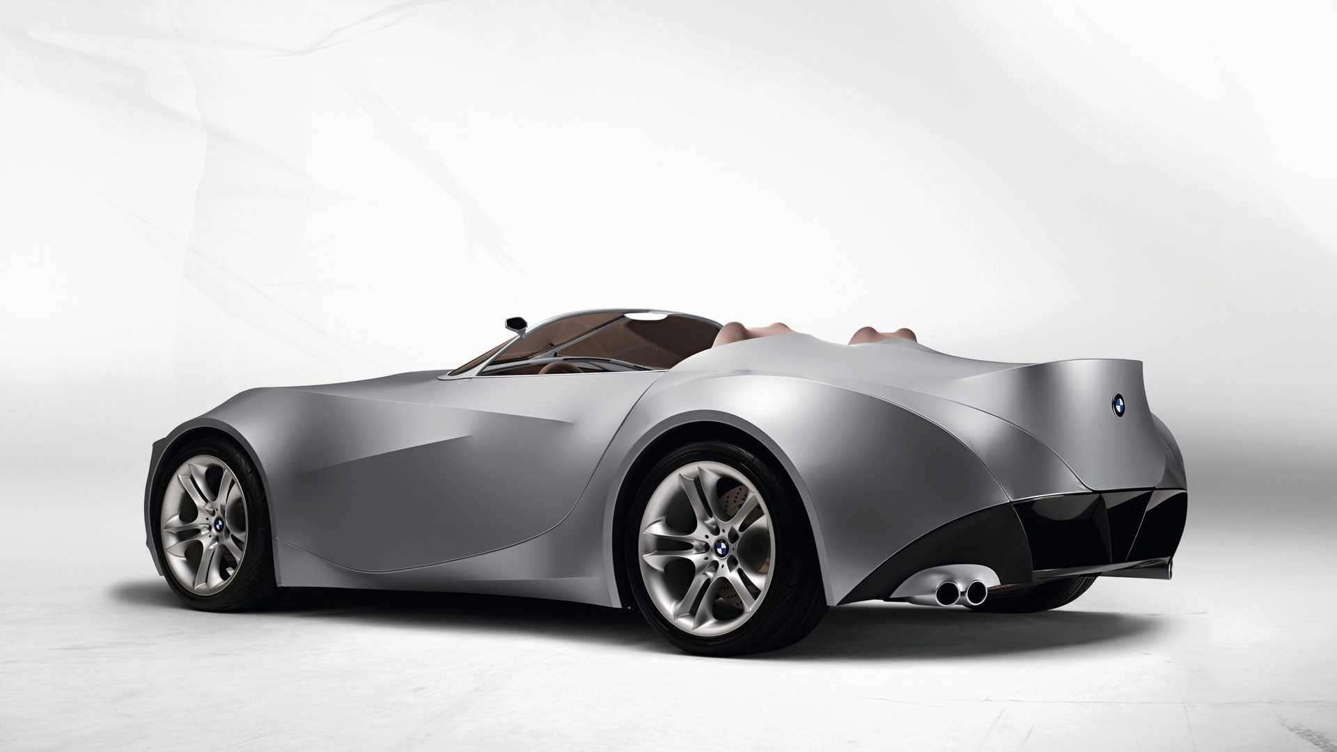 نمای سه چهارم عقب خودروی مفهومی روباز بی ام و گینا / BMW GINA concept convertible با بدنه پارچه ای 