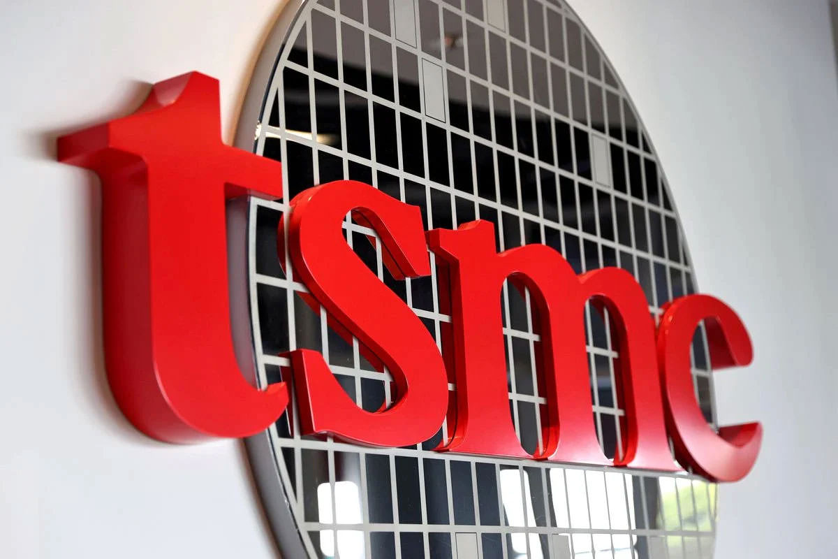 با پیشتازی سامسونگ در تولید تراشه‌های 3 نانومتری، ارزش سهام TSMC به پایین‌ترین سطح سقوط کرد
