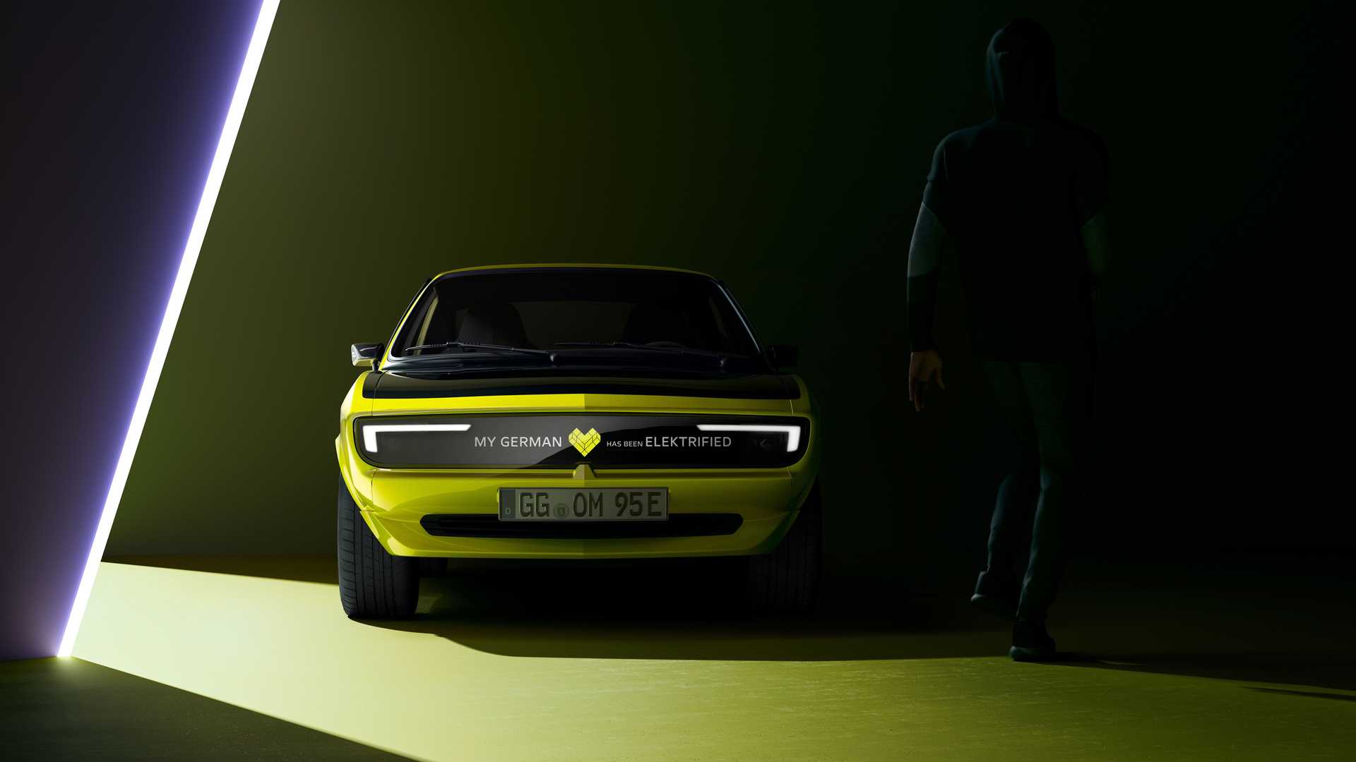 نمای جلو اوپل مانتا جی اس ای الکترومود / Opel Manta GSe ElektroMOD زرد رنگ