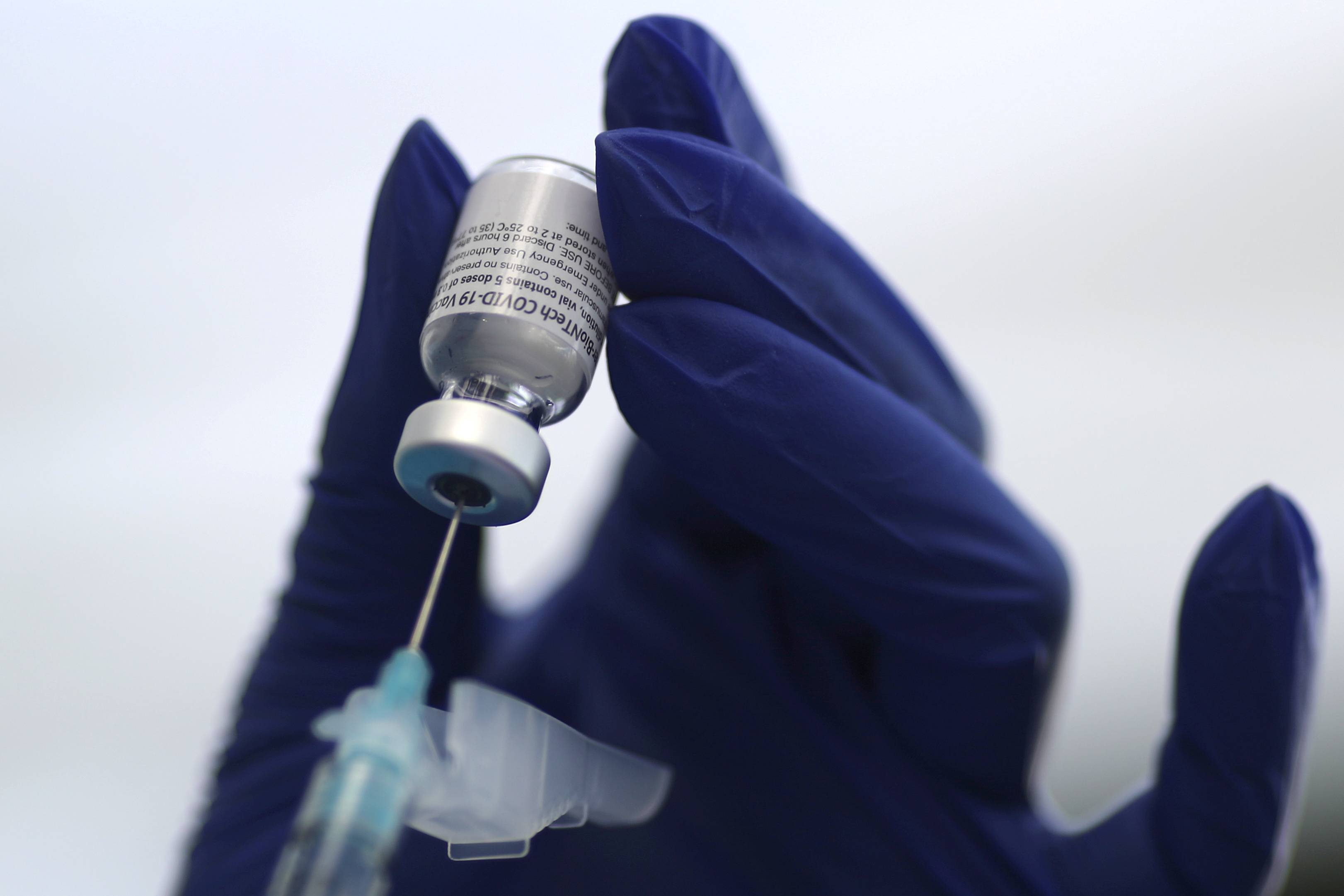 واکسن فایزر دربرابر گونه‌های خطرناک ویروس کرونا بسیار مؤثر است
