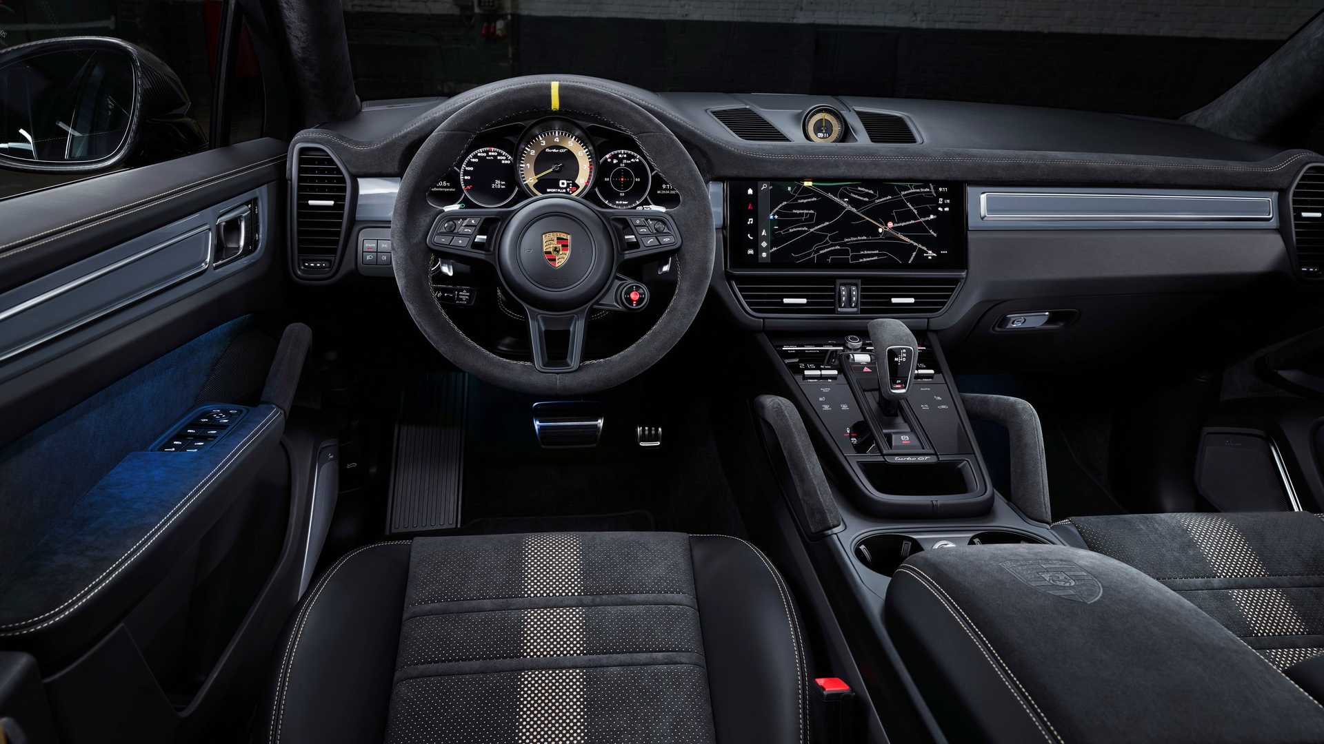 Porsche Cayenne Turbo GT نمای کابین پورشه کاین توربو جی تی
