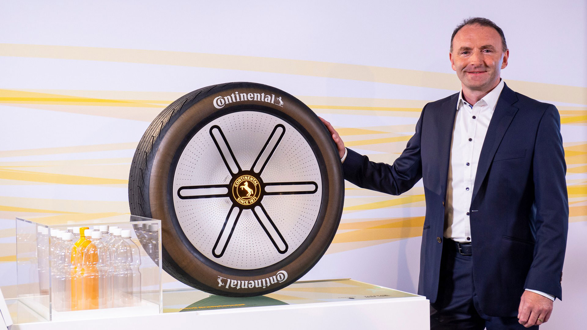 مراسم رونمایی از تایر مفهومی کنتیننتال / Continental GreenConcept tire