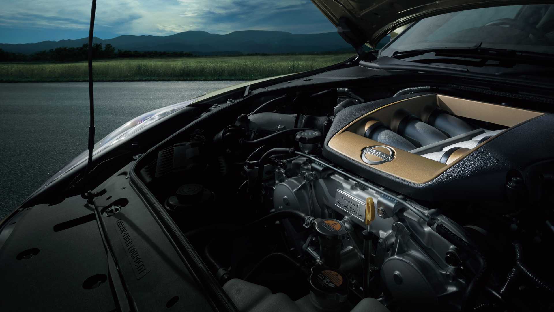 Nissan GT-R T-Spec نمای موتور نیسان جی تی آر 2021
