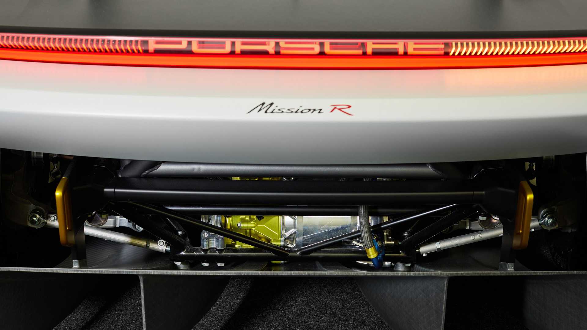 پیشرانه خودروی الکتریکی مفهومی پورشه میشن آر / Porsche Mission R Concept EV