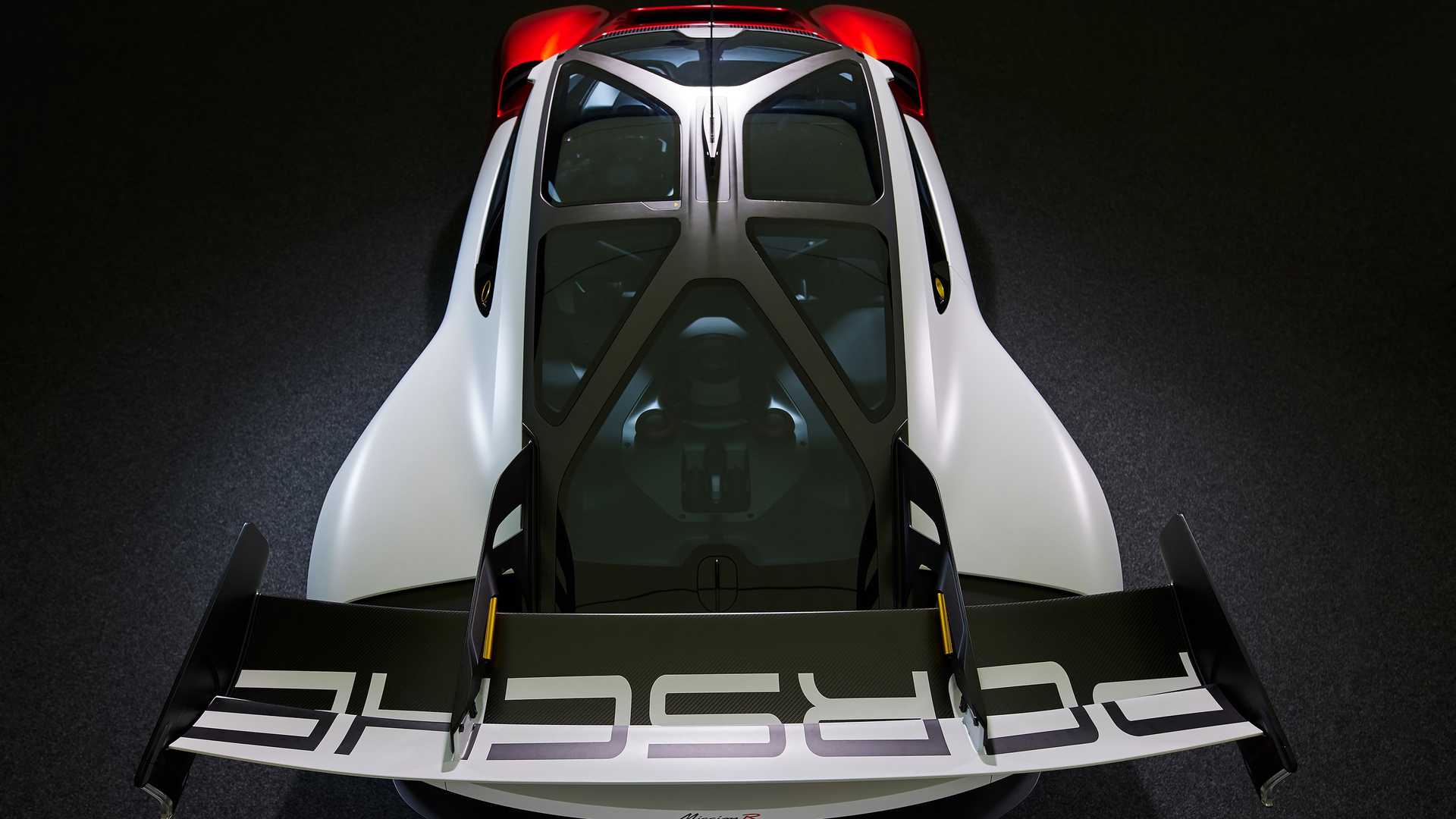 نمای بالا خودروی الکتریکی مفهومی پورشه میشن آر / Porsche Mission R Concept EV