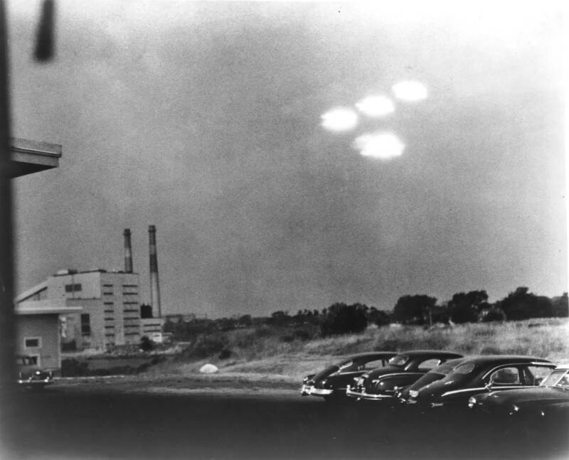 مشاهده یوفوها در سیلم، سال ۱۹۵۲