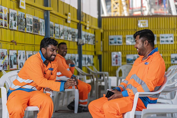 The happiness of Qatari workers with special StayQool clothing