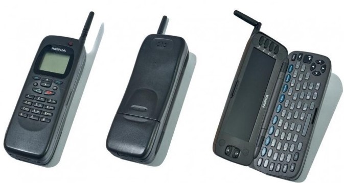 گوشی قدیمی Nokia 9000 Communicator