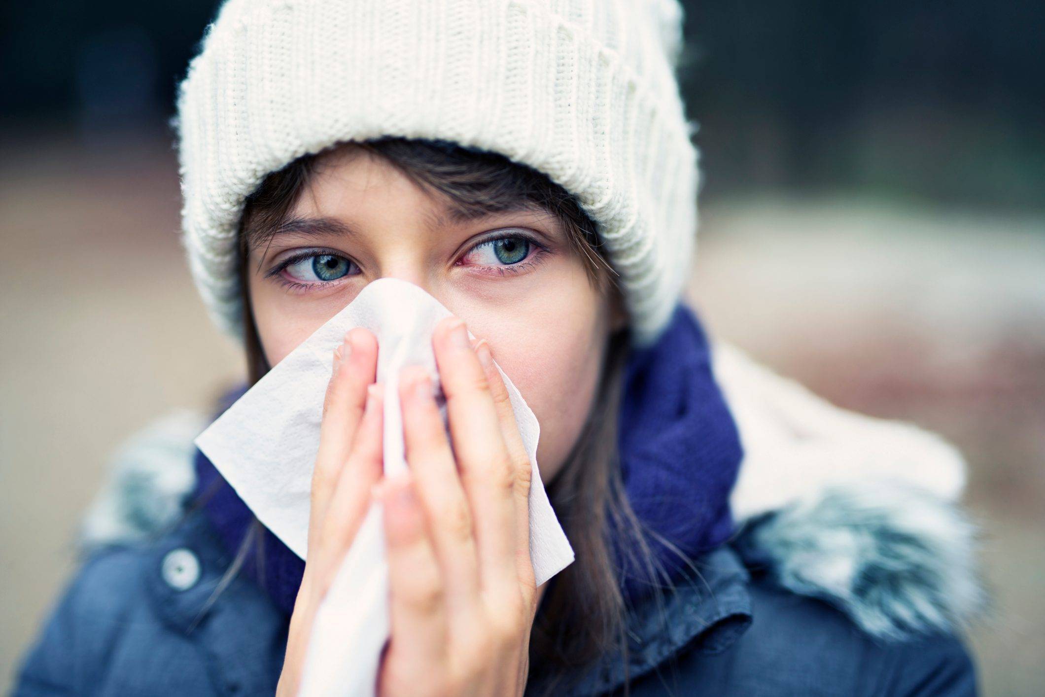 دانشمندان سرانجام فهمیده‌اند چرا در زمستان بیشتر سرما می‌خوریم