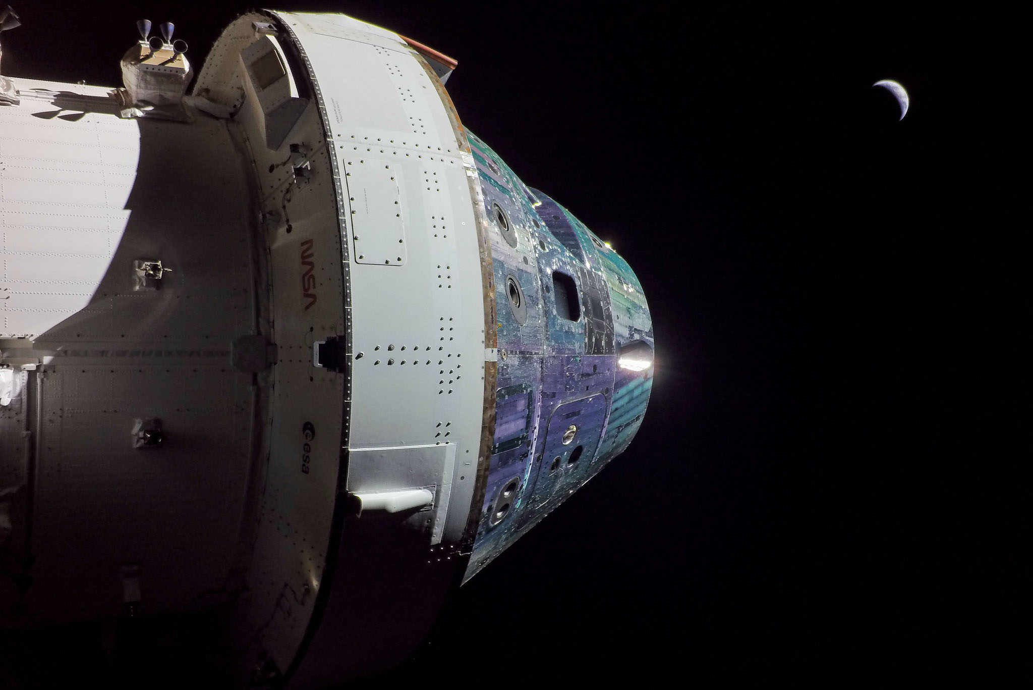 فضاپیمای اوراین در مسیر بازگشت به زمین و فرود آبی قرار دارد