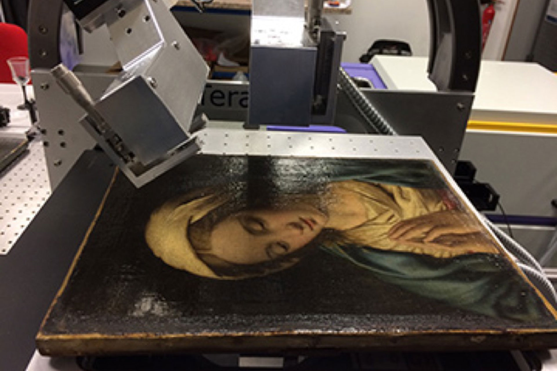 تصویربرداری تراهرتز از نقاشی Madonna in Preghiera