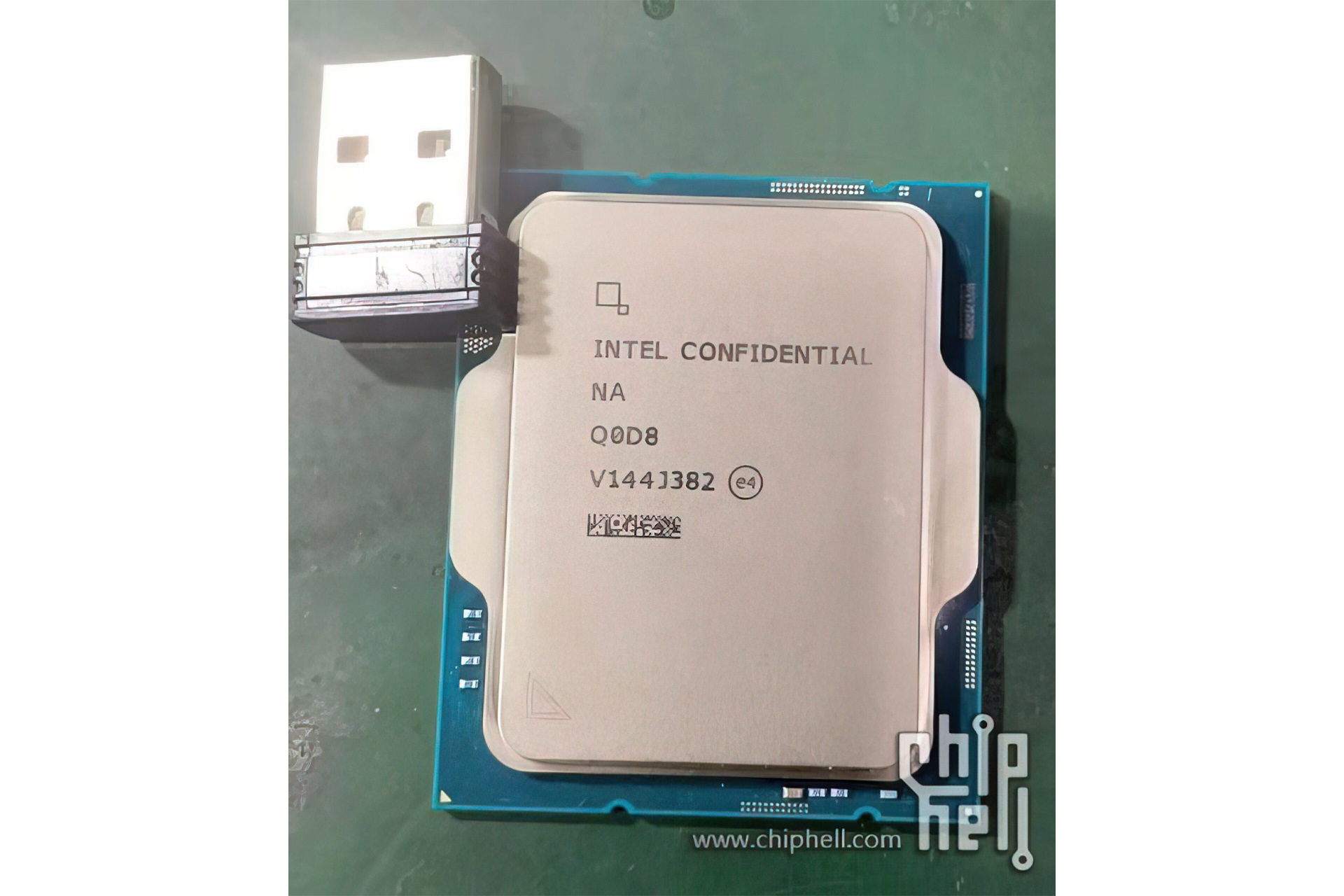 نمونه مهندسی پردازنده Intel Core i9-13900K اینتل از نمای جلو