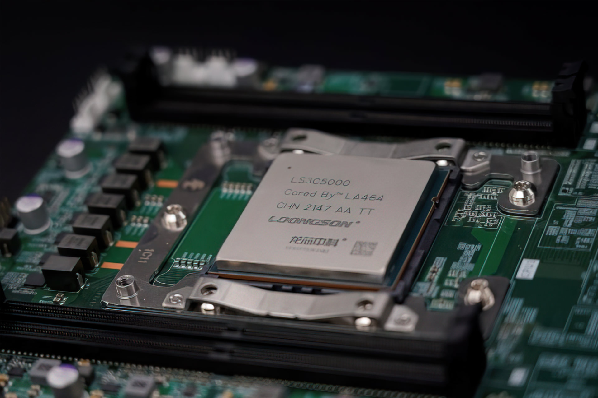 شرکت چینی Loongson می‌گوید پردازنده‌ای هم‌سطح با AMD Zen 3 تولید خواهد کرد