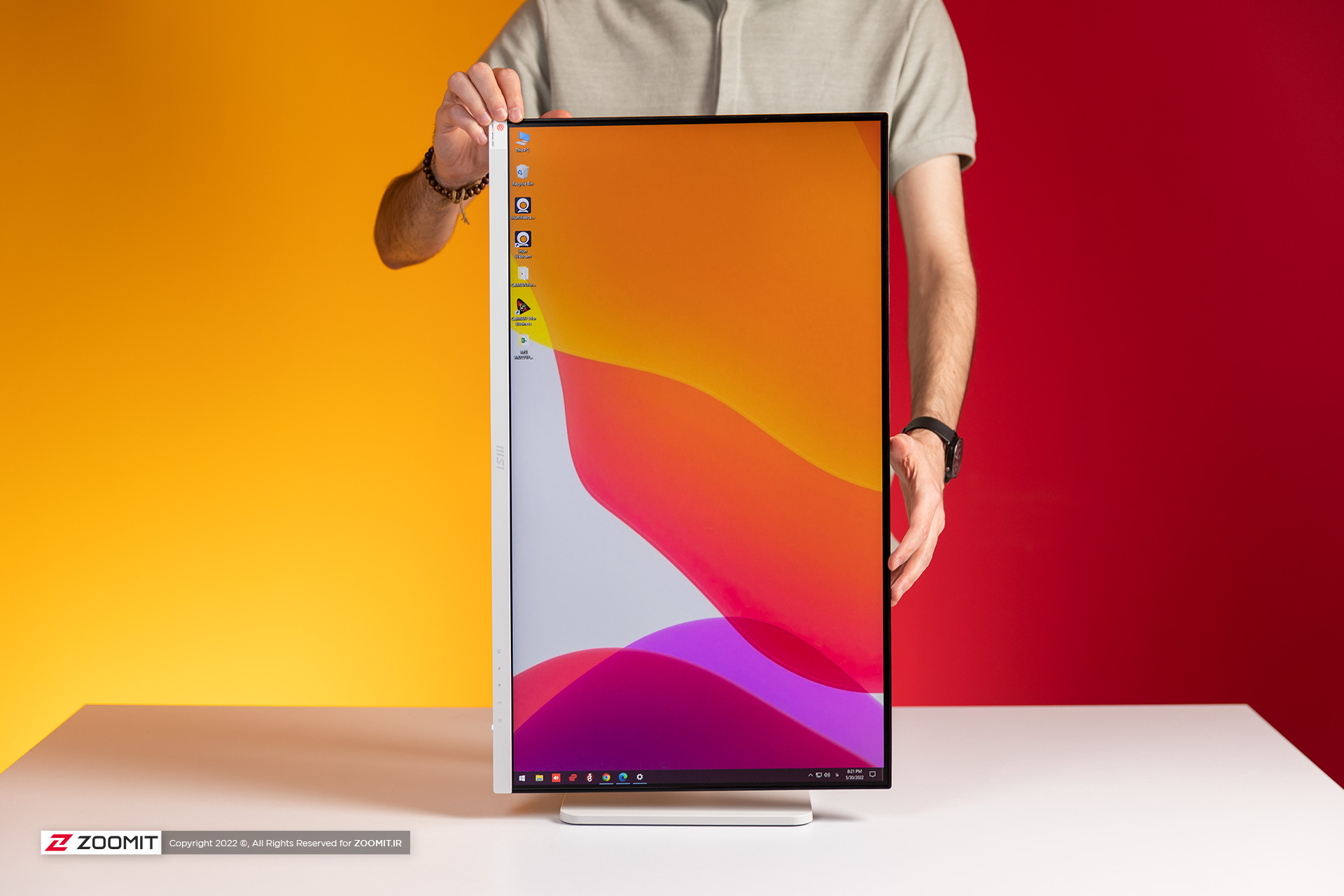 Vertical position of MSI Modern MD271PW display