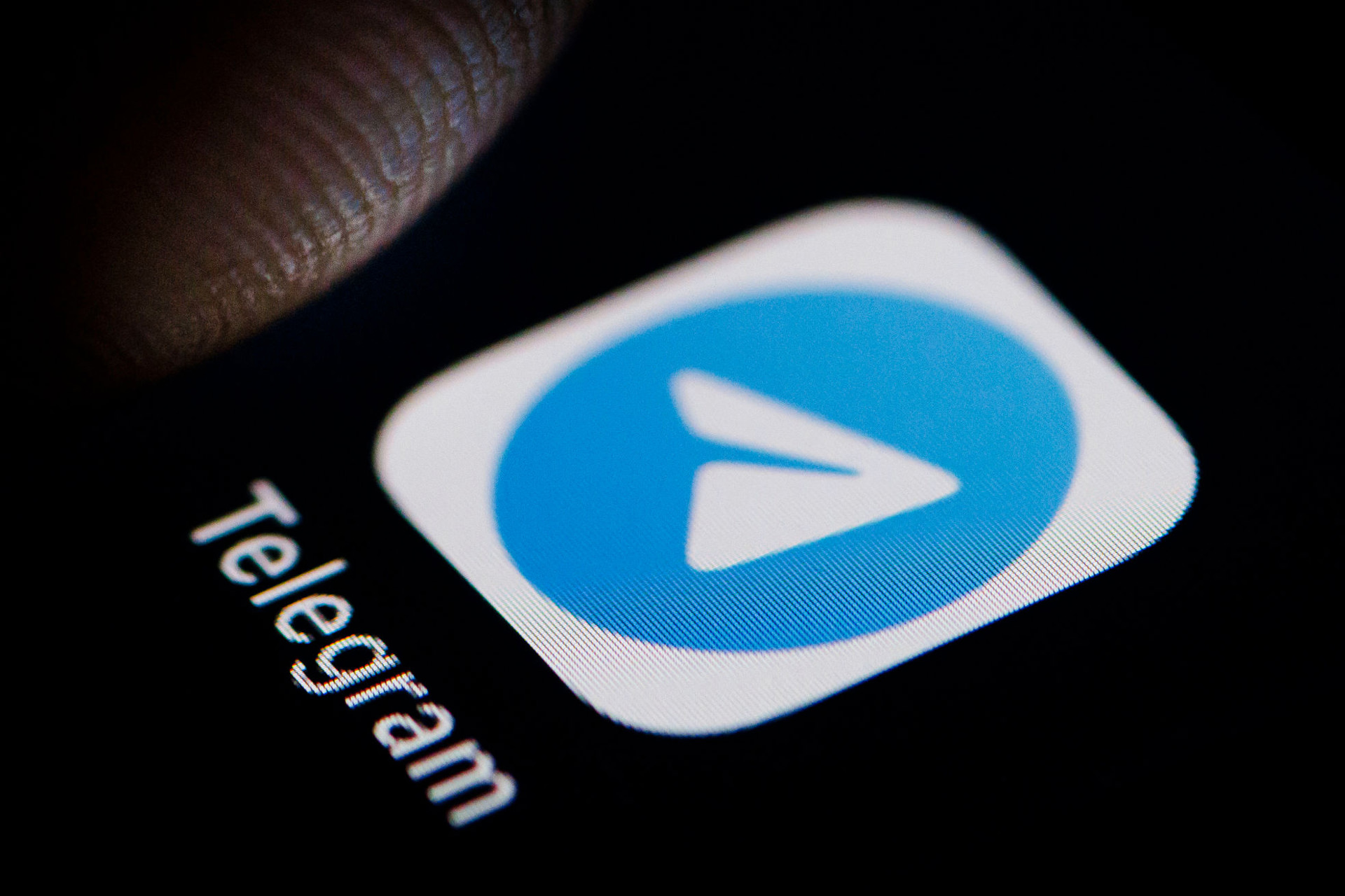 تلگرام اطلاعات شخصی کاربران نقض کپی‌رایت را در دادگاهی فاش کرد