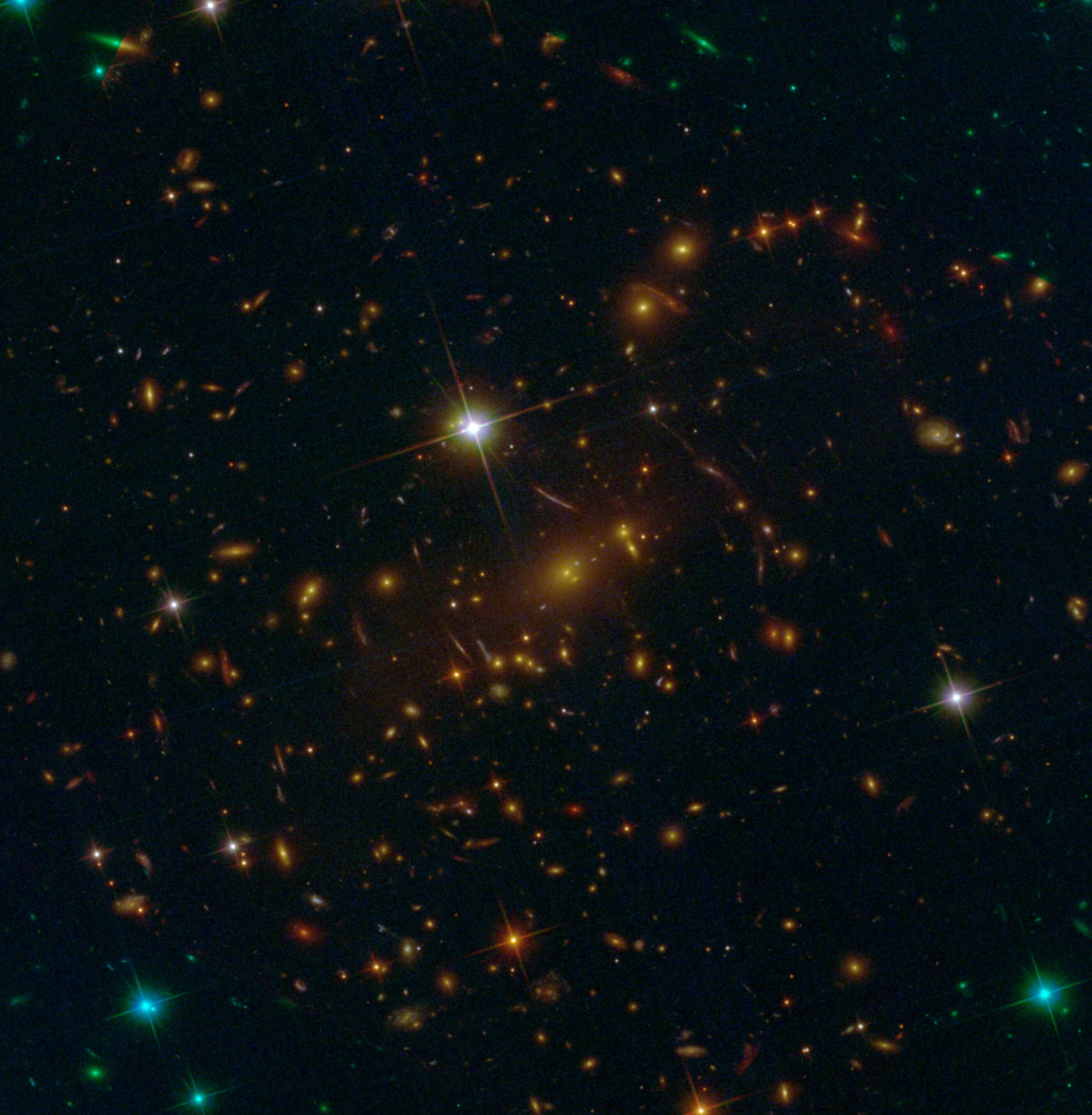 تصویر تلسکوپ فضایی هابل از خوشه کهکشانی SMACS 0723 