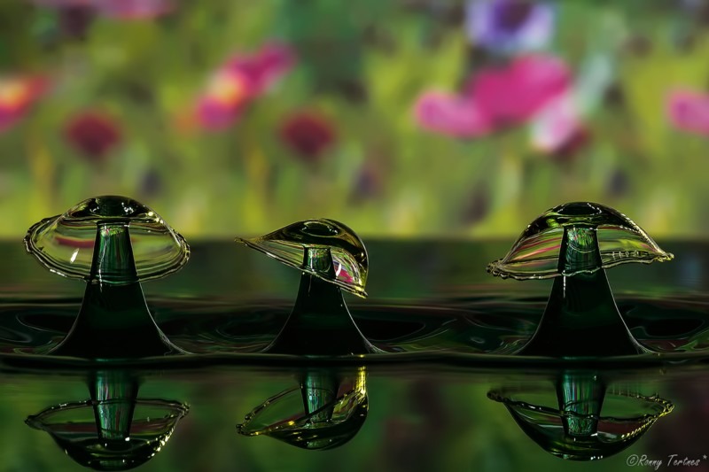 فیگورهای شبه‌انسانی با عکاسی فوق سریع از آب