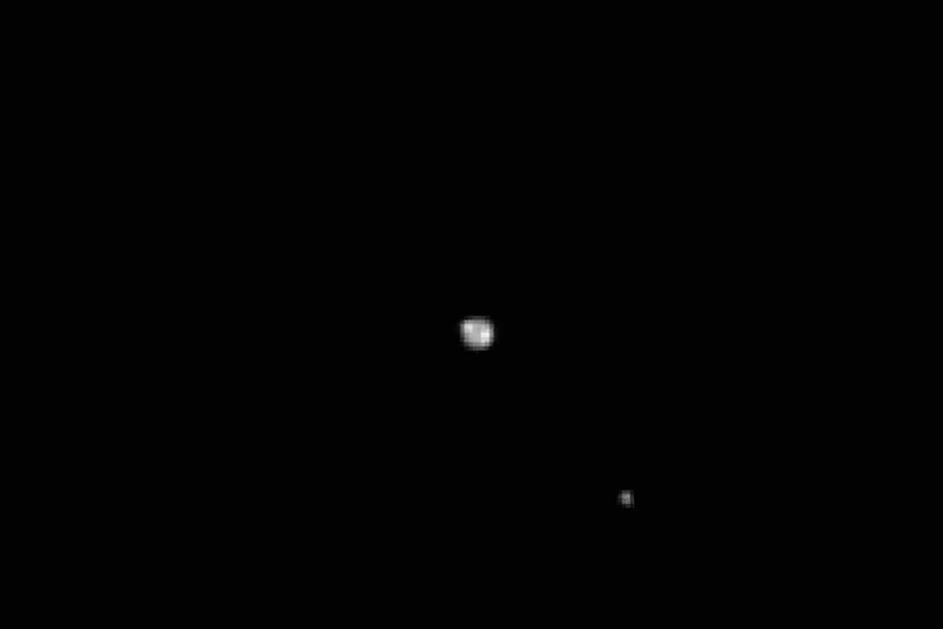 اولین پلوتو و قمر شارون ثبت شده با فضایپیما نیو هورایزنز ناسا